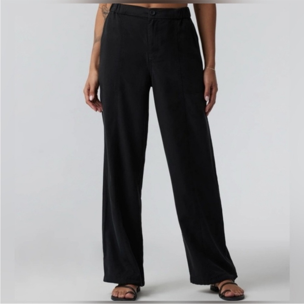 Vuori Black Wide-Leg Pants